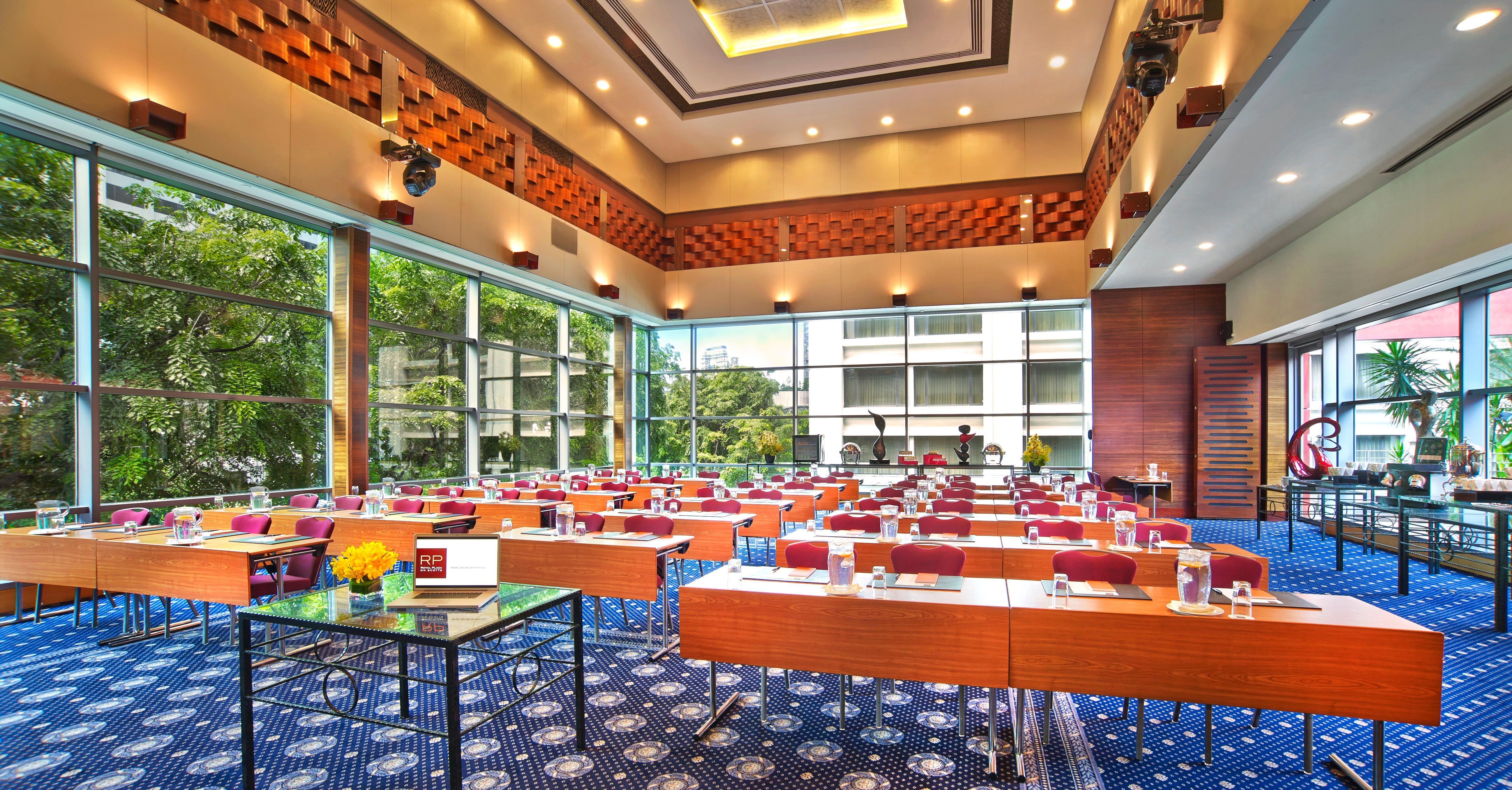 Royal Plaza On Scotts Hotel Singapore Exterior photo The Royal Paragon Hall