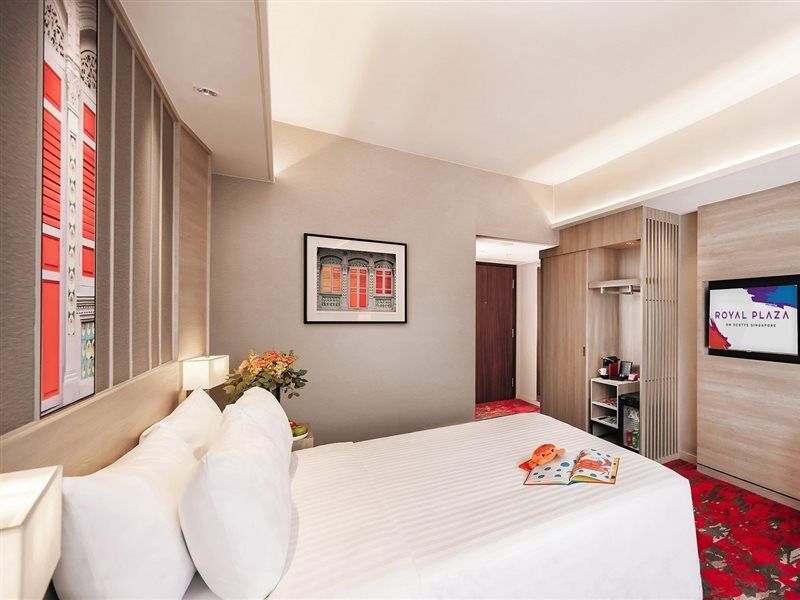 Royal Plaza On Scotts Hotel Singapore Exterior photo Deluxe Room